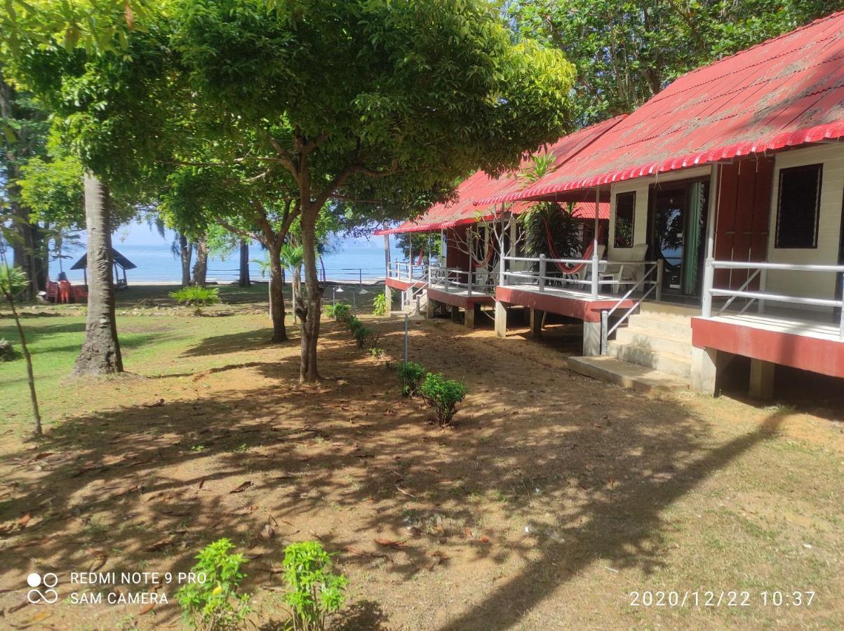 Sukorn Andaman Beach Resort Ko Sukon Exterior photo